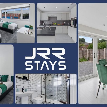 Tipton 3 Bedroom House Garden Sleeps 7 - Jrr Stays Coseley Dış mekan fotoğraf