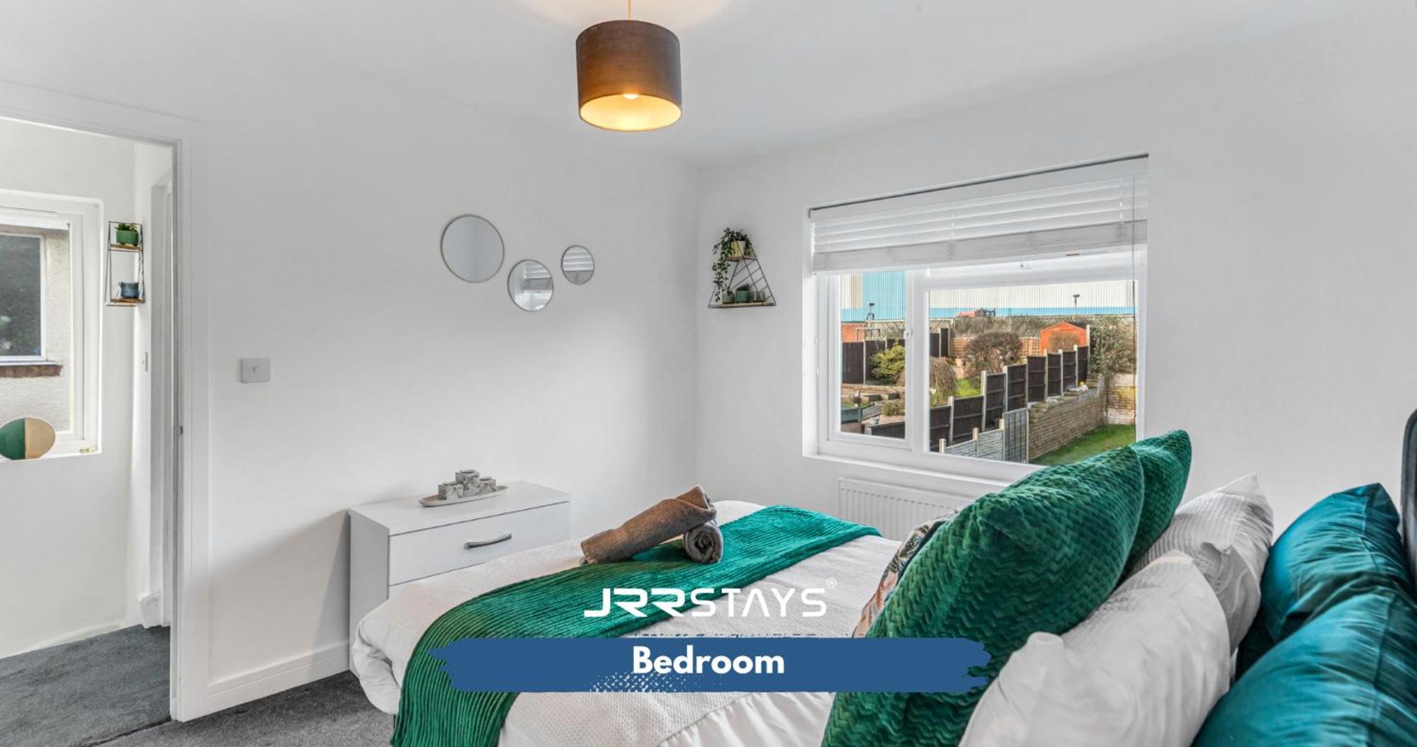 Tipton 3 Bedroom House Garden Sleeps 7 - Jrr Stays Coseley Dış mekan fotoğraf